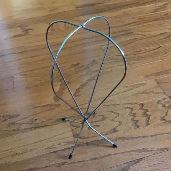 Vintage hat/wig stand  - Picture 1 of 5